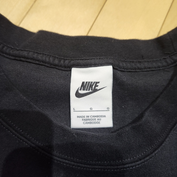 Nike sweatshirt - Picture 3 of 6